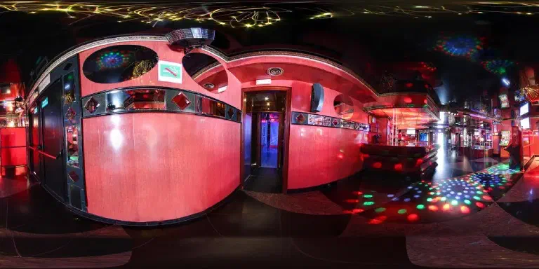 CLUB PRIVÉE – Maison Close Salou – photo 2