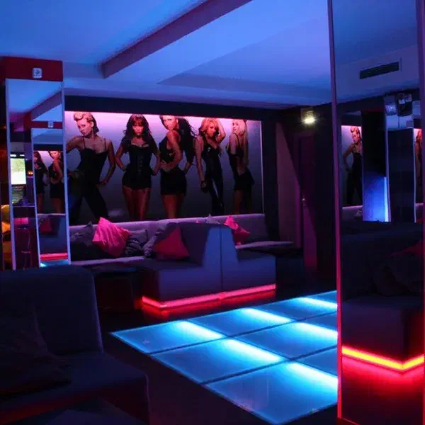 PUSSY CAT STRIP CLUB (Maison Close Barcelone)
